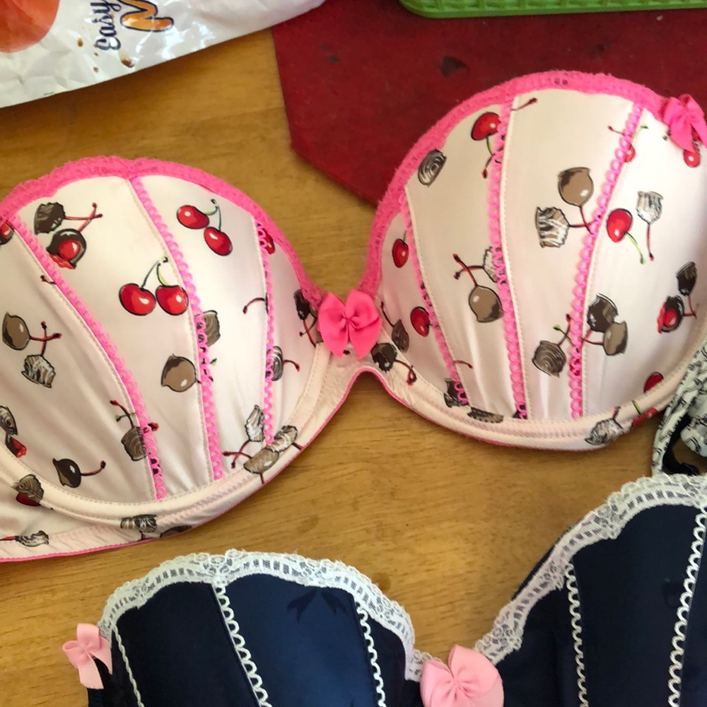 All Victoria secret balconette bras